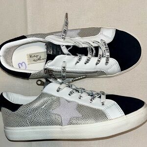 Vintage Havana Star Sneakers Silver Black White Zip Lace Size 5